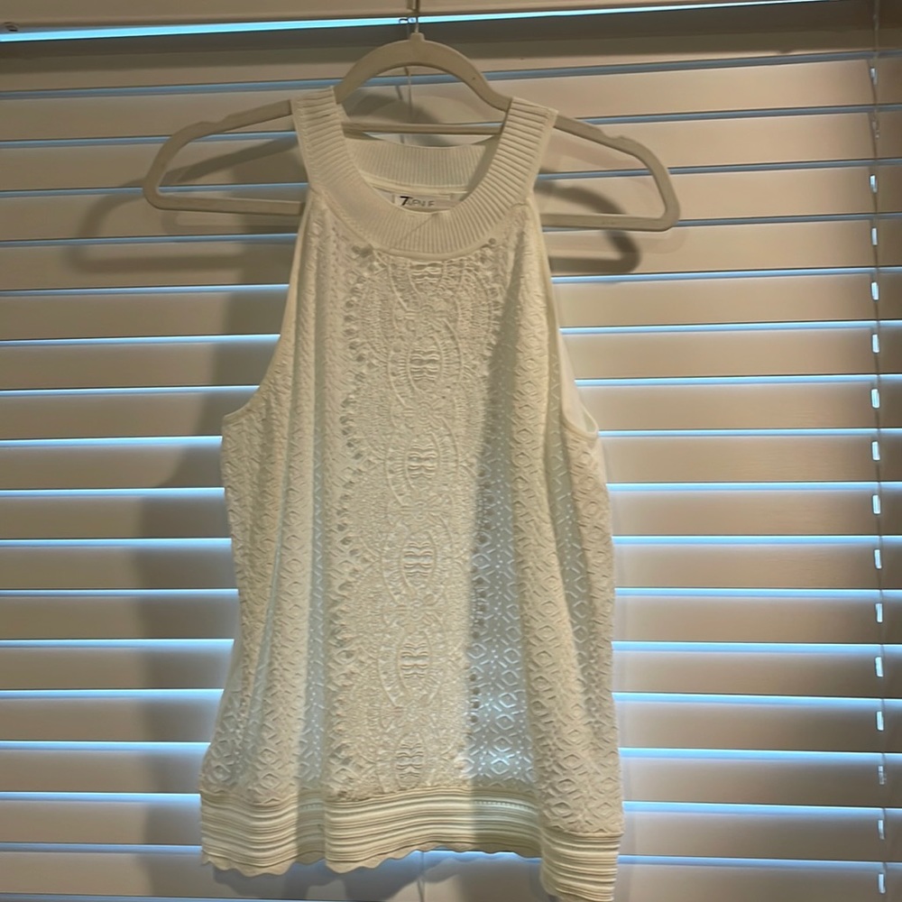 Sleeveless sweater